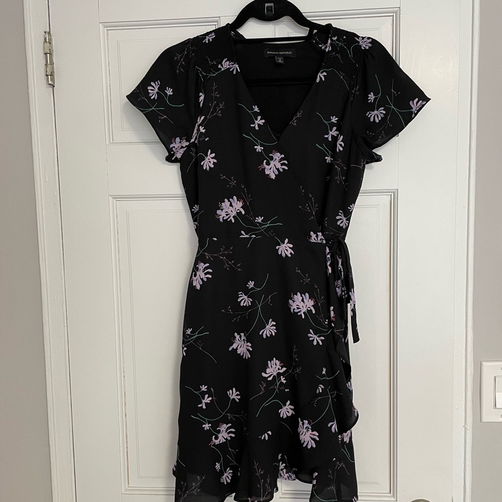 Women’s Black Floral Wrap Dress (Size 0)